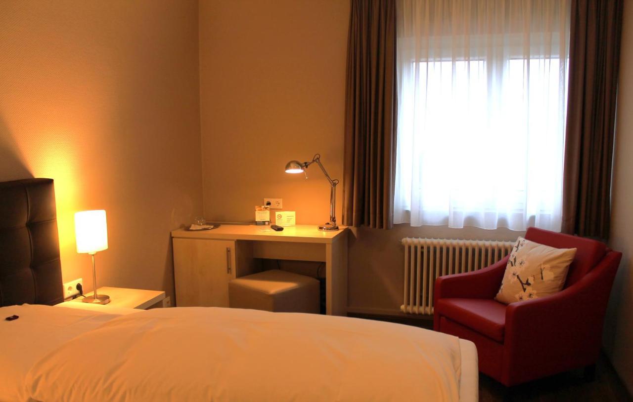 Hotel Westerfeld Hemmingen  Ngoại thất bức ảnh