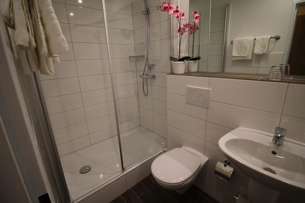 Hotel Westerfeld Hemmingen  Ngoại thất bức ảnh