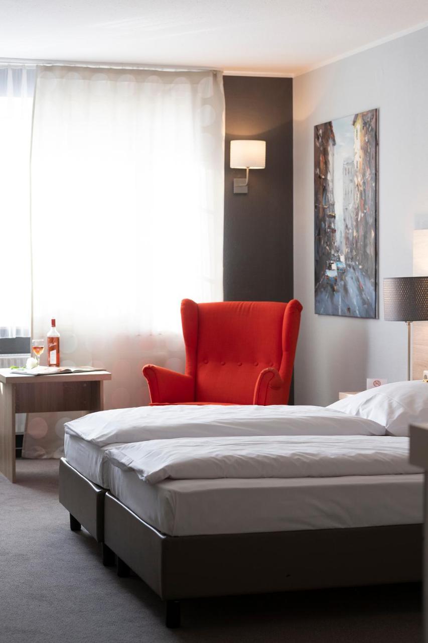 Hotel Westerfeld Hemmingen  Ngoại thất bức ảnh