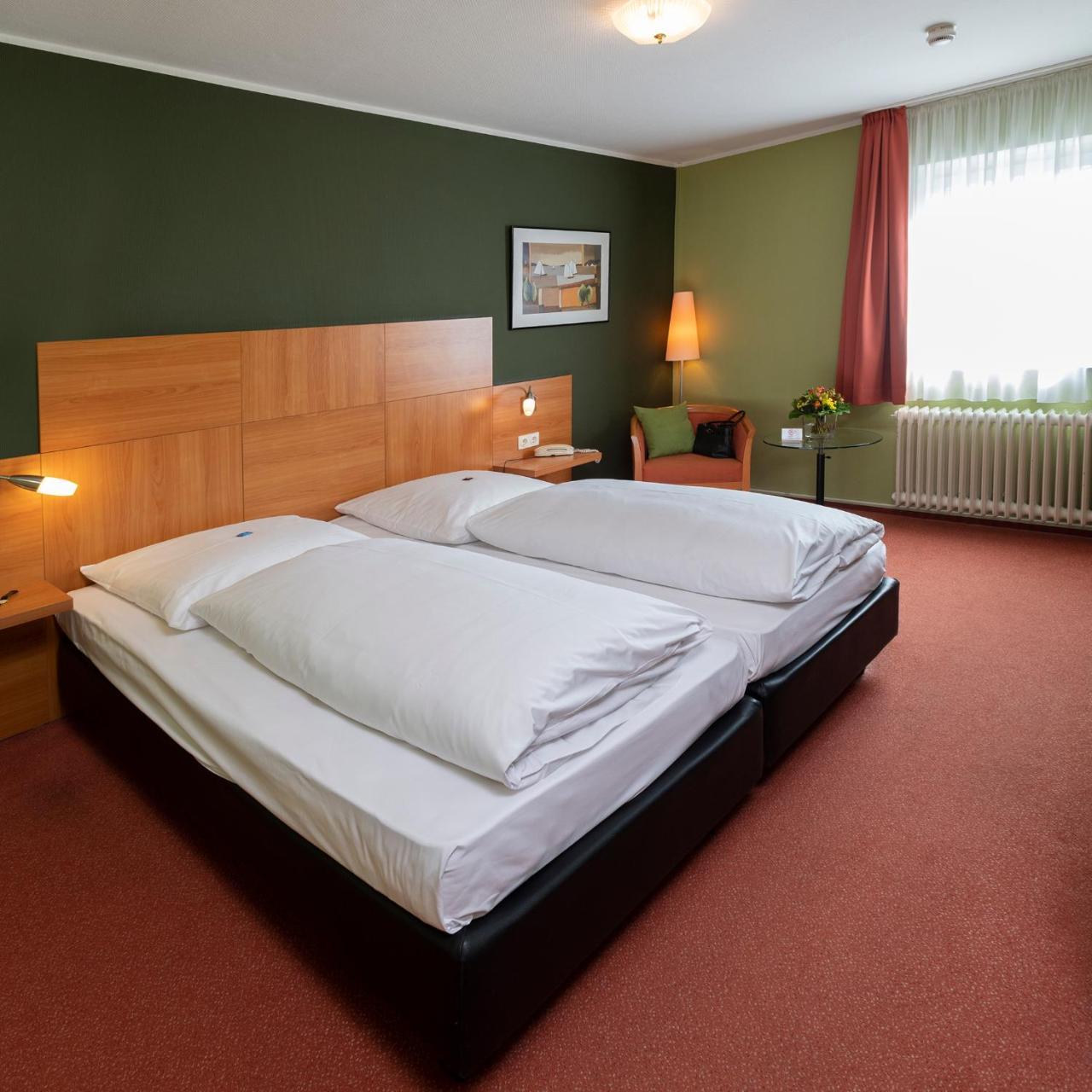 Hotel Westerfeld Hemmingen  Ngoại thất bức ảnh